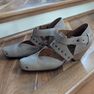 John Fluevog Strappy Studded Pump, Low Heel Gray Taupe Women's 10.5